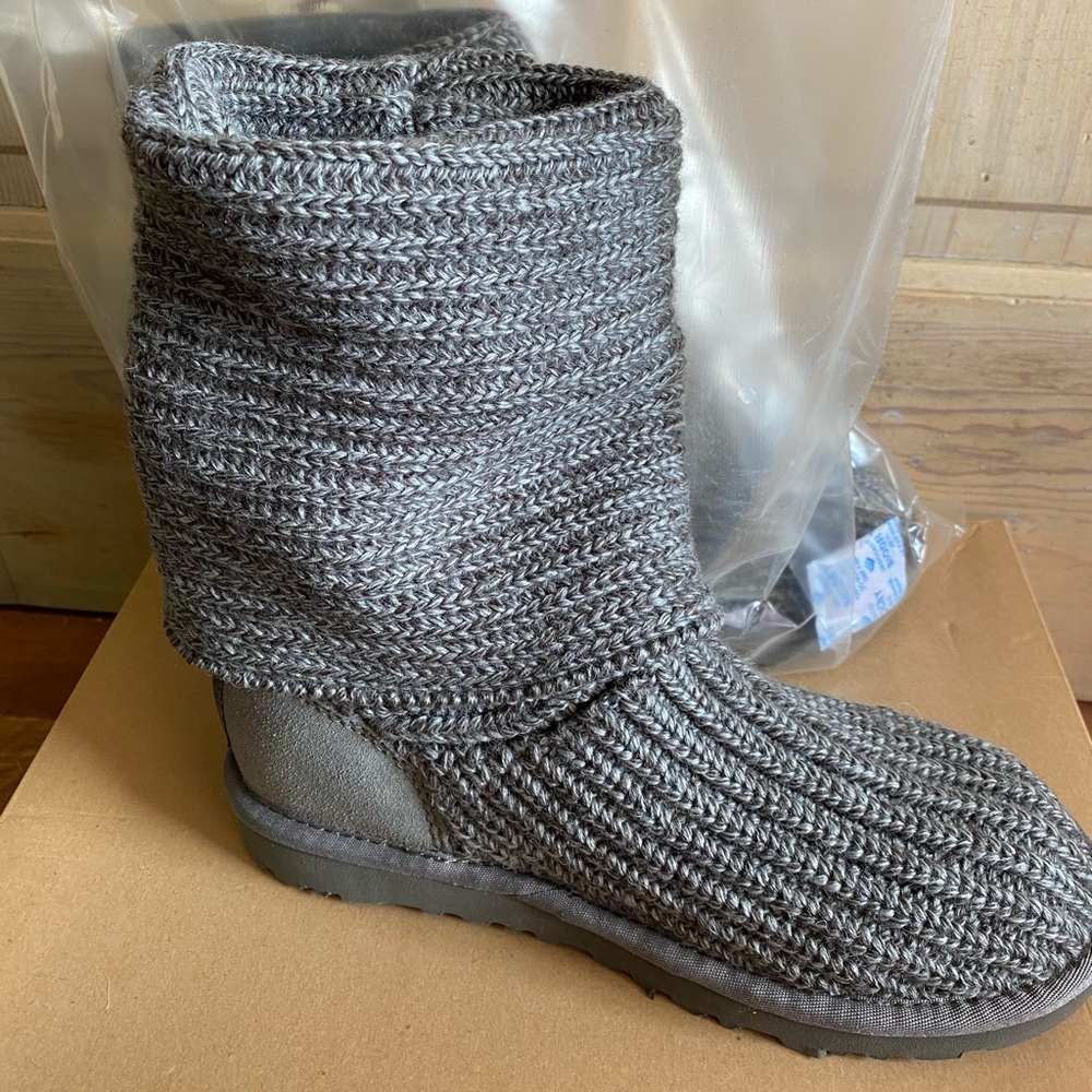 Women’s Classic Cardy Ugg Boots
